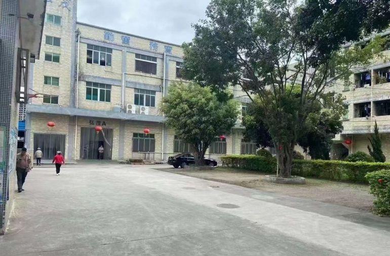 平湖辅城坳一楼原房东600平方厂房出租