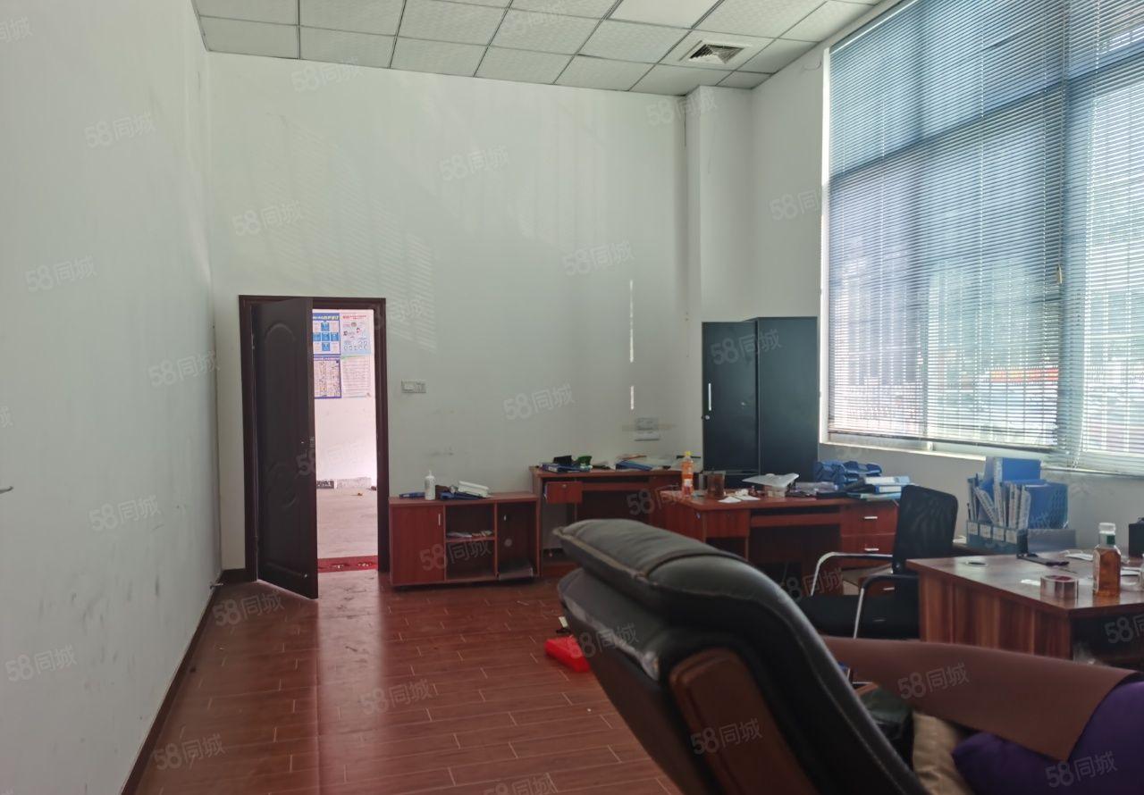 龙岗坪地靠近新生新出一楼650平米厂房出租
