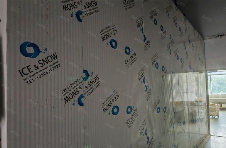 深圳龙岗区平湖白泥坑海吉星附近厂房出租二楼800平方有小冷库