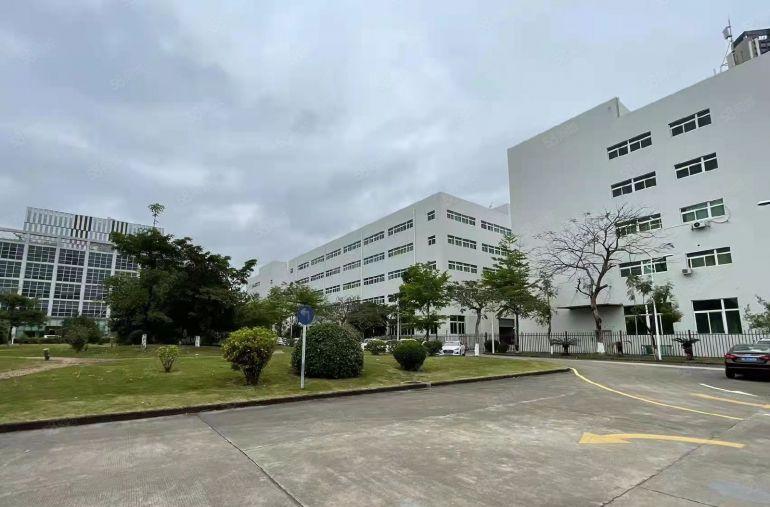 宝龙工业园新出1500平三楼精装修厂房仓库低价出租 大小分租