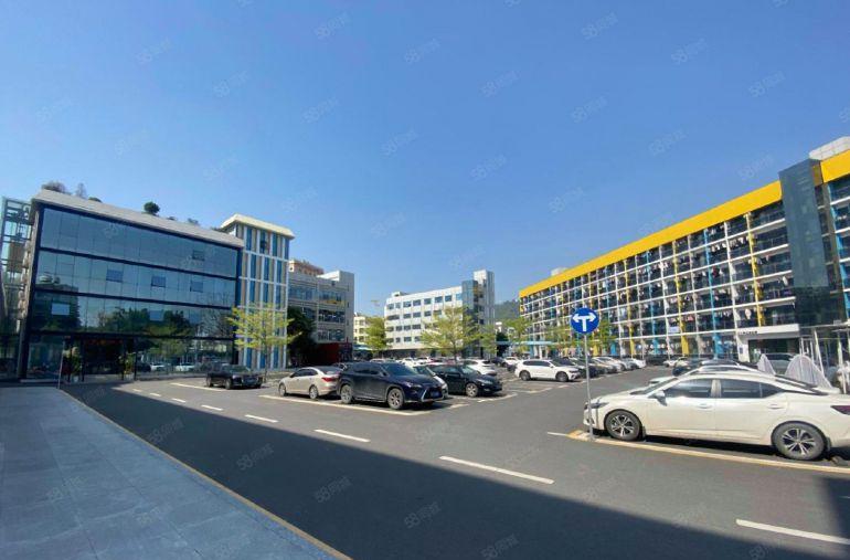 横岗六约地铁口2000平带装修电商办公厂房出租一楼仓库可分租