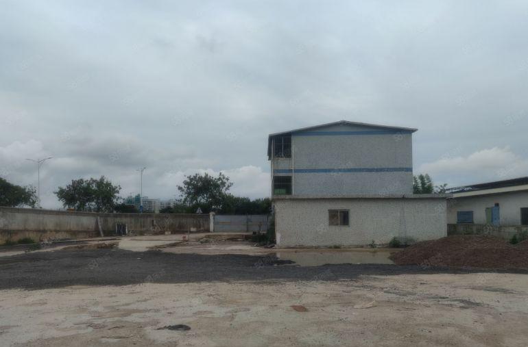 龙岗坪地低价3000平独门独院空地厂房汽车仓库出租转让可分租