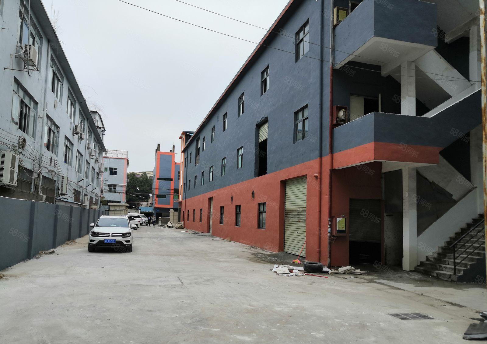 龙岗地铁口爱联一楼厂房1100平方米钢构650平方米可分租