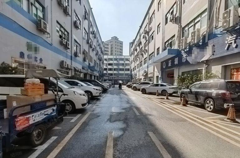 坂田五和地铁口电商园一楼500平低价厂房出租，仓库出租可分租