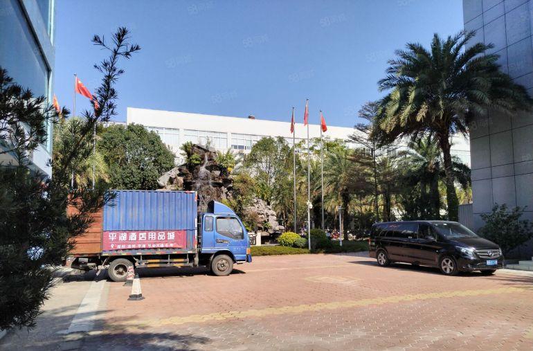 坪地原房东工业园楼上1000平全新装修厂房实际面积出租可分租