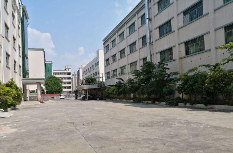 平湖富民工业园区原房东1一4层厂房5500平方出租合租