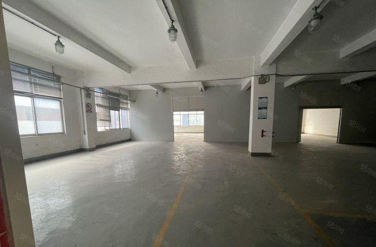 龙岗坂田园区主干道厂房出租仓库带宿舍8400平独栋独院带装修