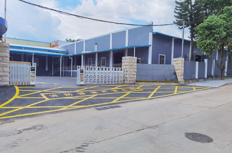 龙岗坪地2000平米独门独院钢构厂房出租可分租，空地大合同长