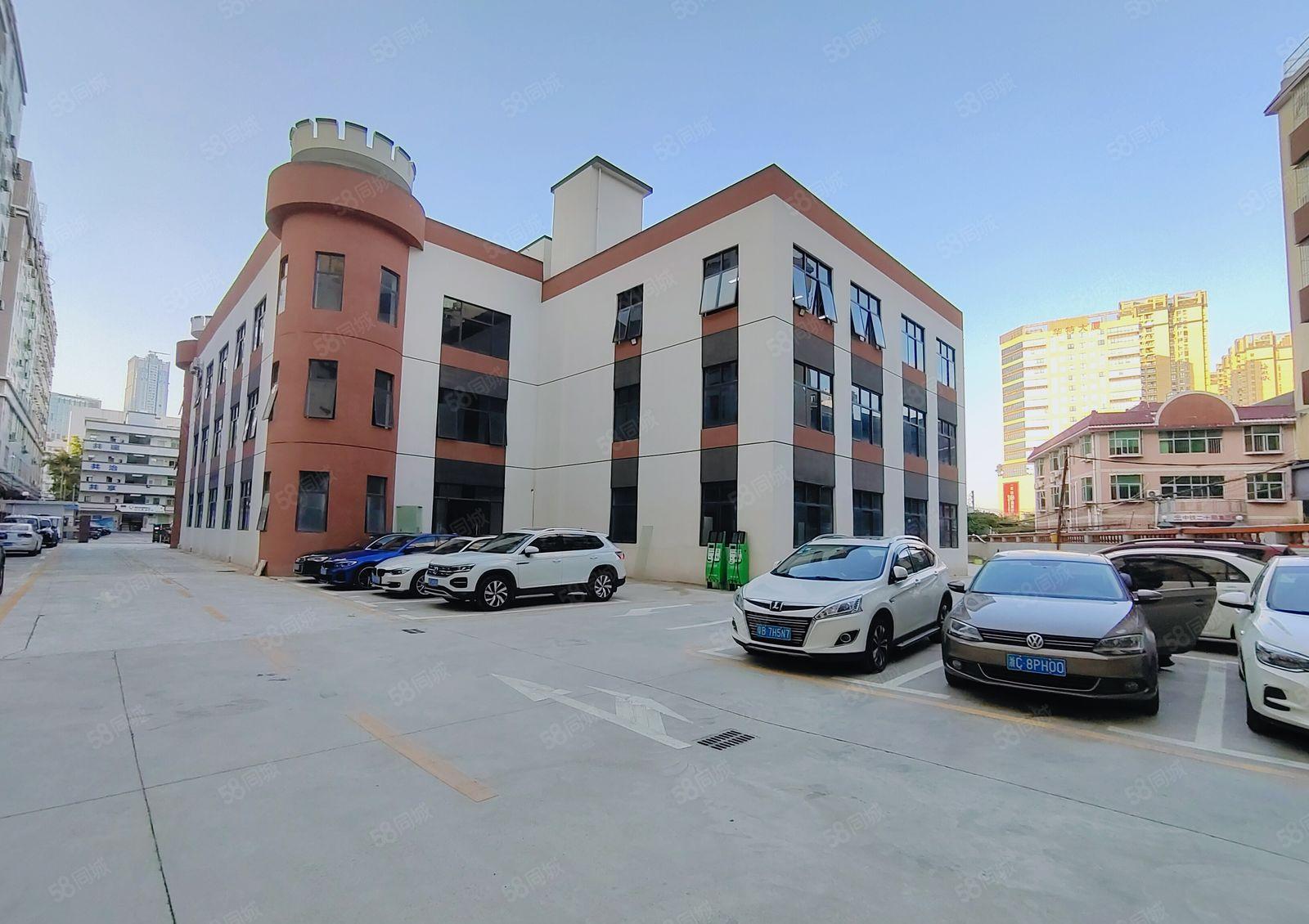 横岗地铁口文创园厂房出租200平起租，适合电商仓储 免停车费