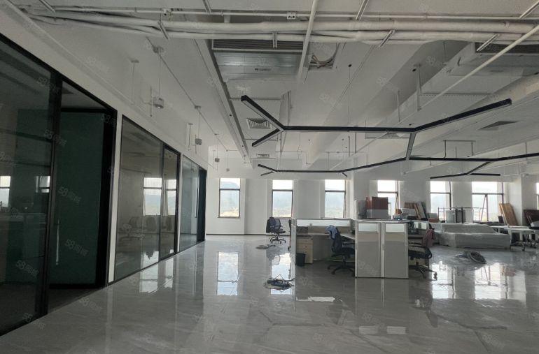 免租期1年横岗地铁口全新研发办公室厂房890至3000平出租