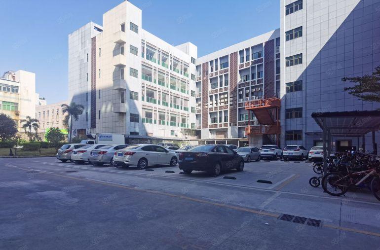 18块起平湖厂房出租200平起租清平高速出入口带商业红本