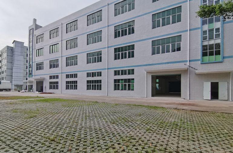 平湖华南城地铁口工业区2000平标准厂房出租仓库招租可办环评