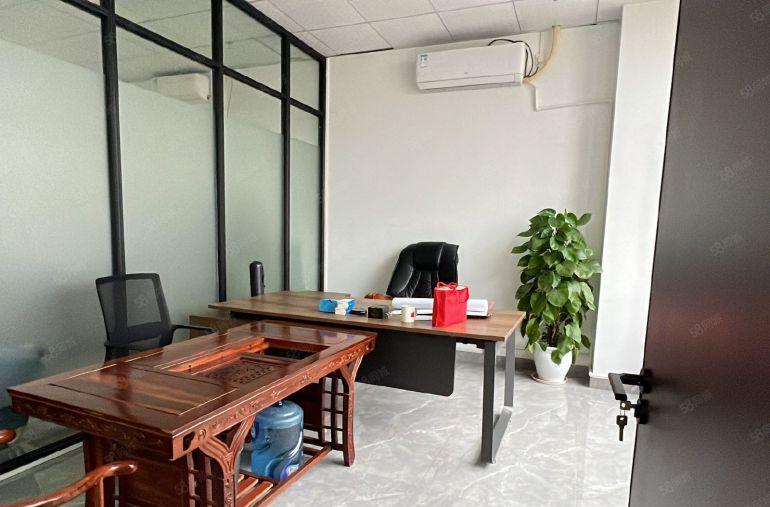 坂田华为地铁口 精装修 带办公用品 整层可分租 原房东直租