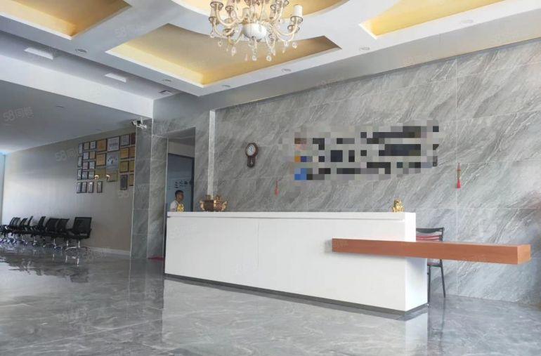 特价18元平湖华南城楼上1000平带装修拎包入住厂房仓库出租