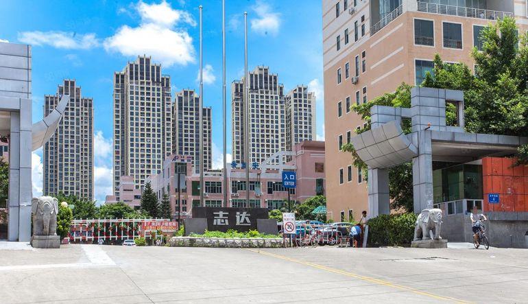 房东直租一楼厂房208平送30平阁楼龙岗中心城丨志达工业园