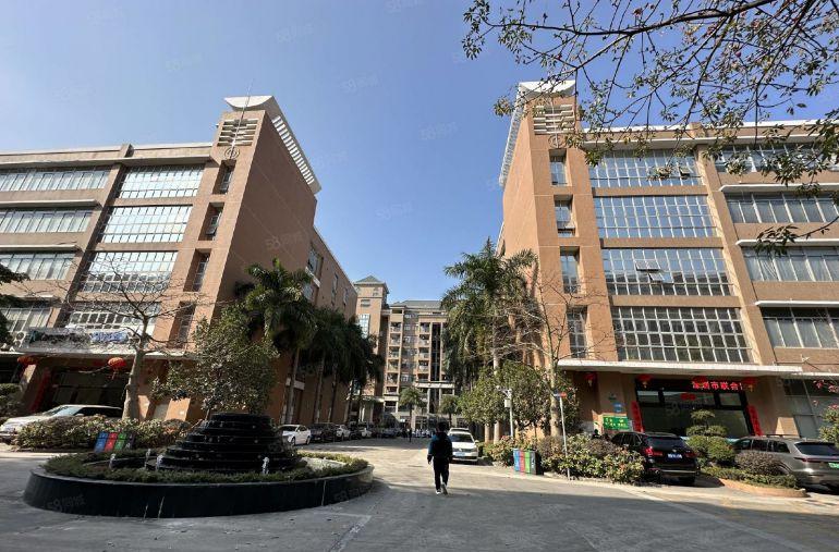 龙岗红本双地铁口产业园带装修办公厂房低价出租2000平可分租