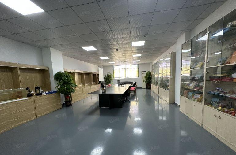 17元租龙岗坪地原房东厂房1000平方仓库出租可做电池无公摊