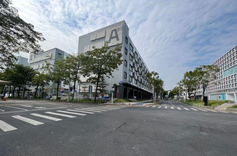 享政补横岗地铁口附近20000平方带装修研发办公仓库厂房出租