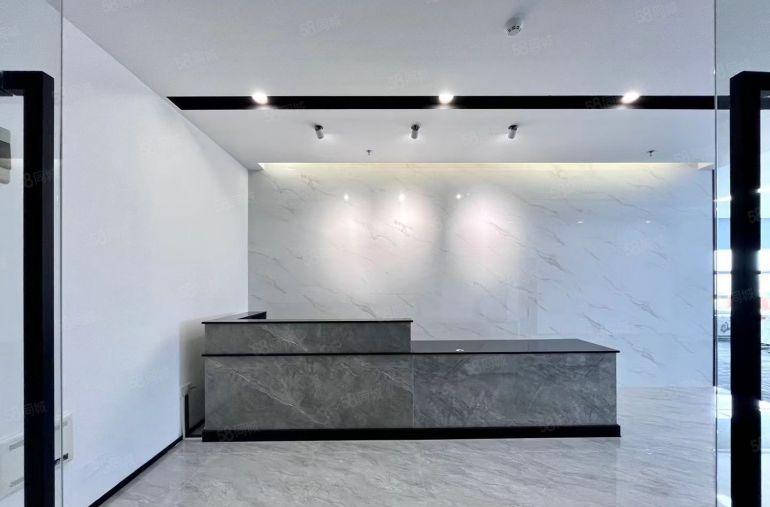 龙岗爱联地铁口旁电商园区楼上精装修办公室仓库80平起分租