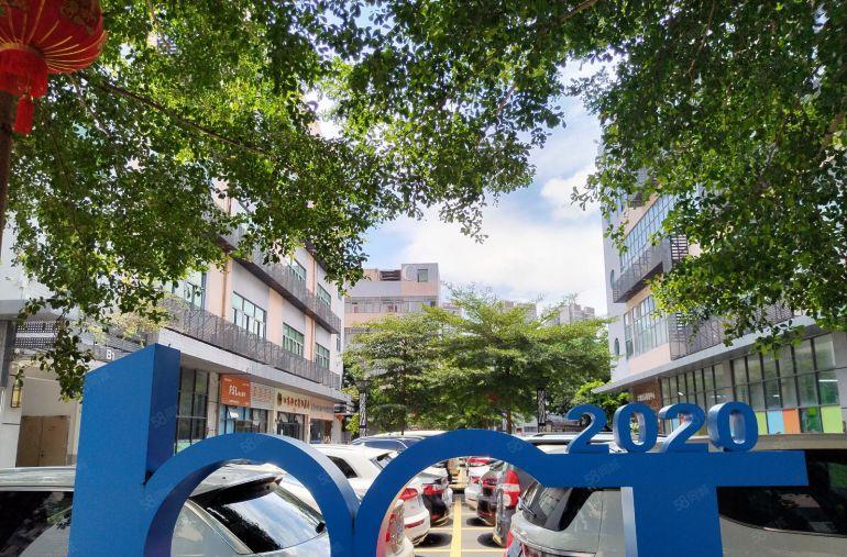 龙岗龙城广场地铁口电商园精装200平办公室厂房出租 大小分租