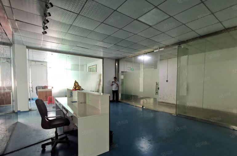 龙岗爱联新出原房东工业园二楼精装修1250平厂房出租可分租