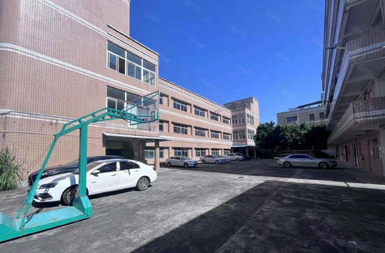 平湖辅城坳独院6800平方厂房仓库出租形象好交通方便可办环评