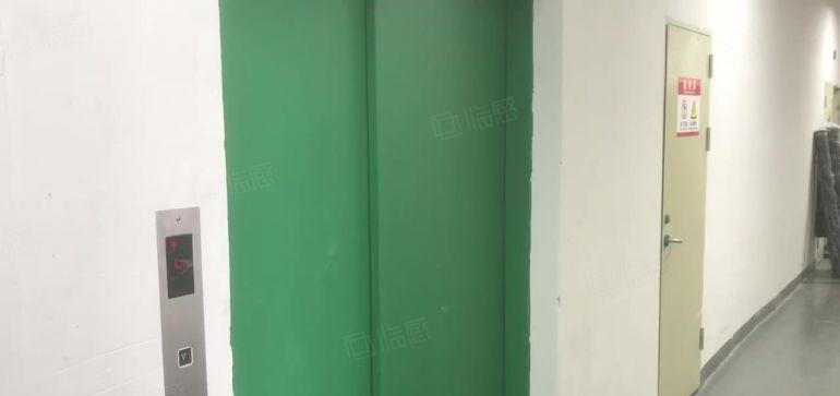 布吉南岭科技园电商仓库200平300平600平出租