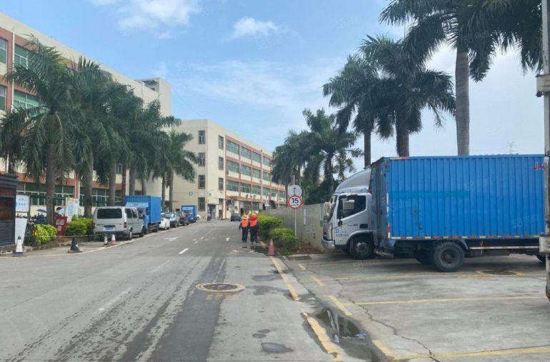 布吉丹竹头原房东新空出仓库出租1200平可分租地铁站