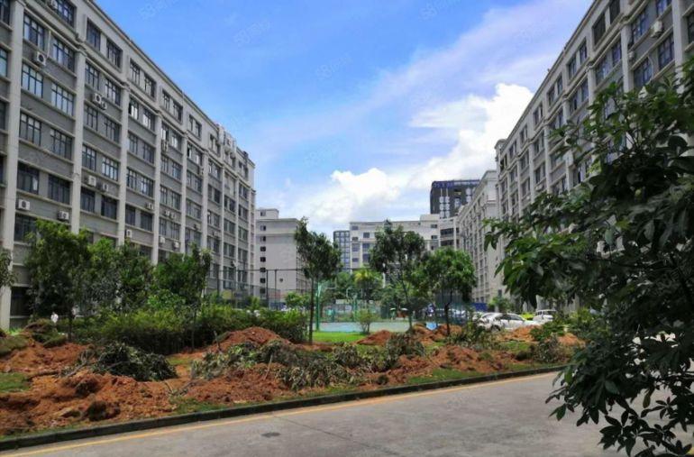 李朗地铁口红本1180平厂房仓库出租，带现成装修可办环评