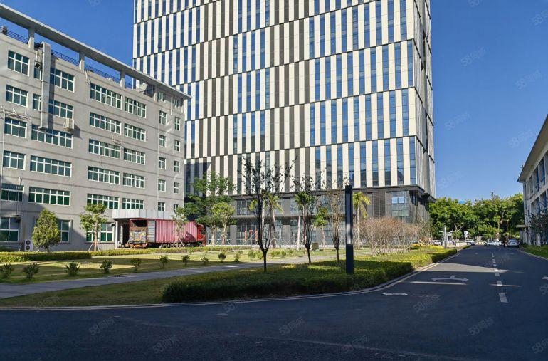 布吉李朗工业园区原房东红本3楼1000平方带装修水电齐可分租