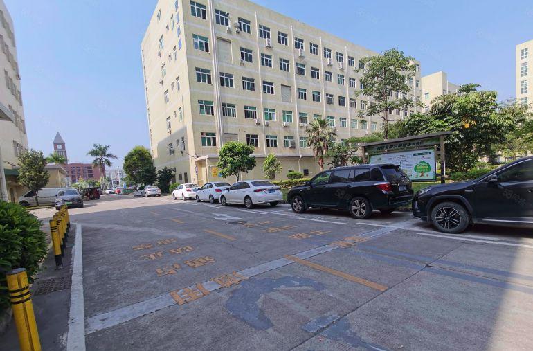 布吉厂房出租100平起工业园工业办公仓库一楼出租超大空地