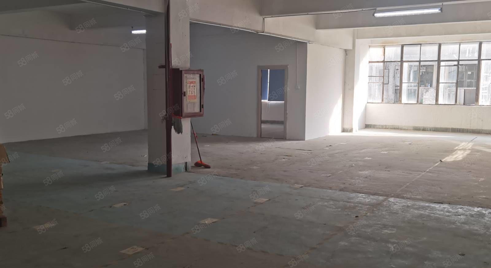 秀峰工业城 400平方起租 独门独院 大型工业区