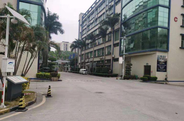 布吉石芽岭地铁口原房东工业园楼上500平带装修厂房出租