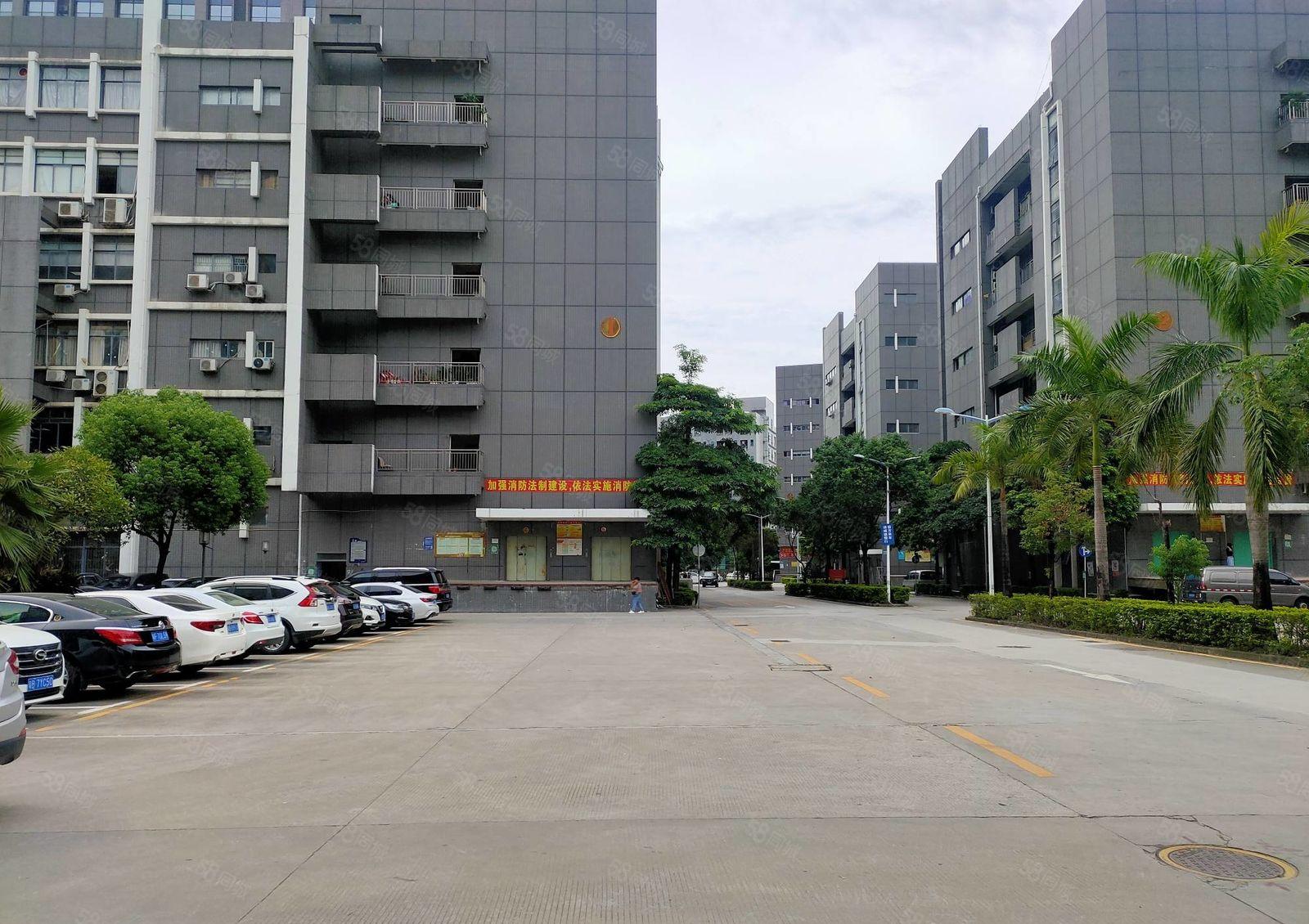 布吉李朗红本精装修1300平厂房出租可分租工业园仓库出租