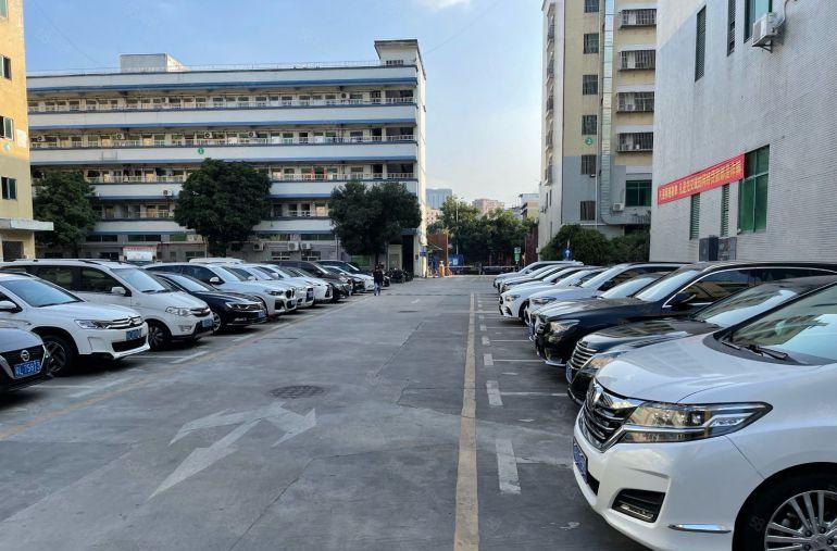 布吉上水径恒通工业区带装修厂房1160片出租