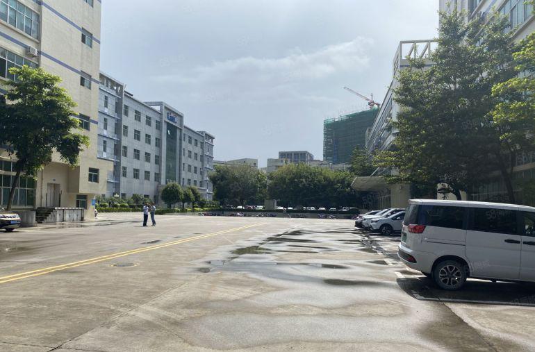 布吉南岭1983创意小镇5000平物流仓库带卸货平台