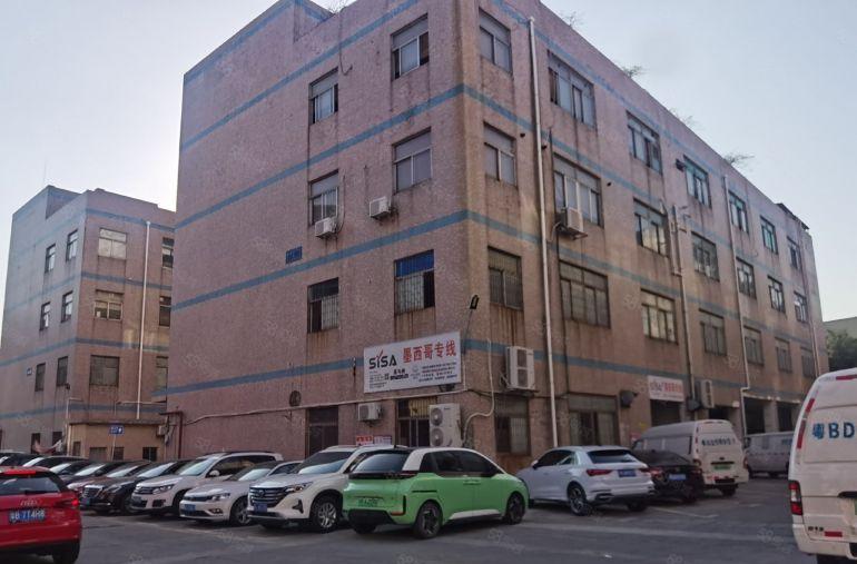 布吉丹竹头地铁口1000平厂房出租1000平起可分租低价