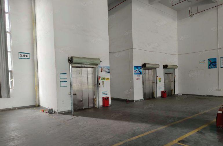 布吉李朗地铁口原房东红本独栋厂房11000平。