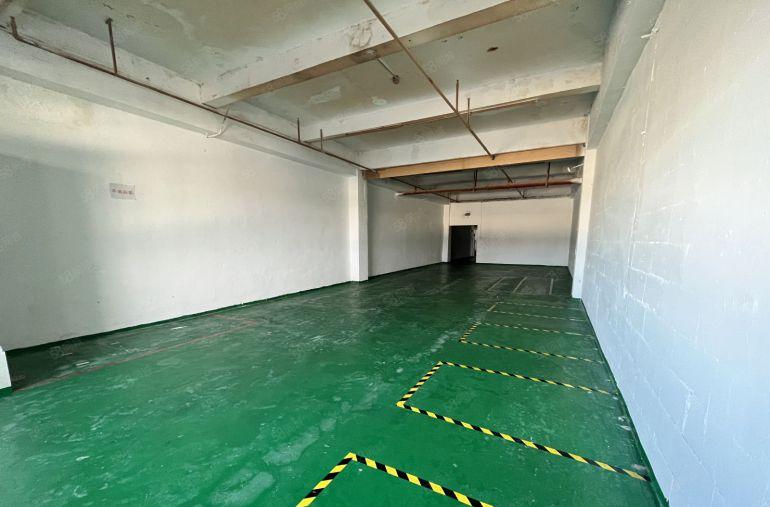 大芬李朗地坪漆厂房出租258 18元特价送免租期