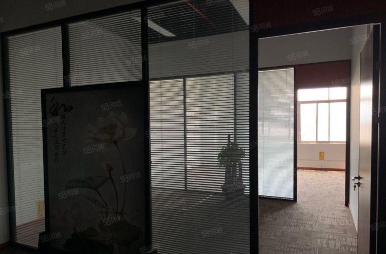 布吉南岭科技园带装修电商仓库320平出租2加1格局