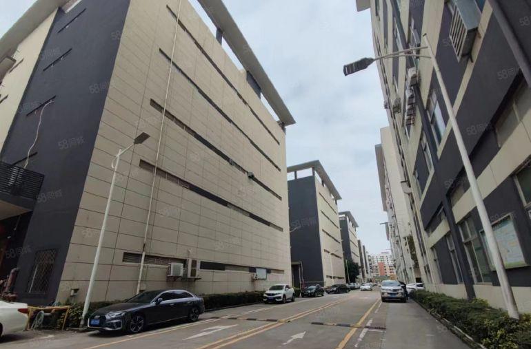 布吉地铁站原房东精装修1000平方办公室厂房超大空地低价出租