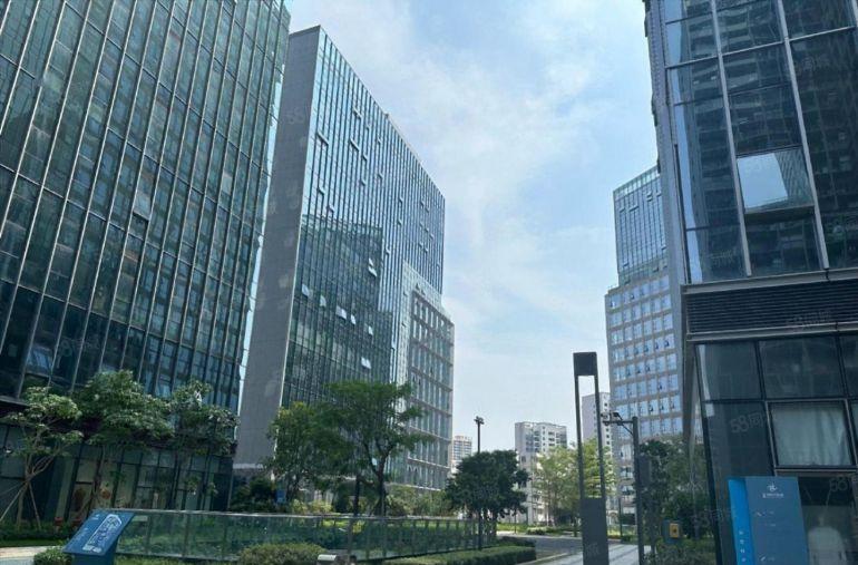 深圳布吉石芽岭地铁800平科技园全新红本厂房出租，可分租