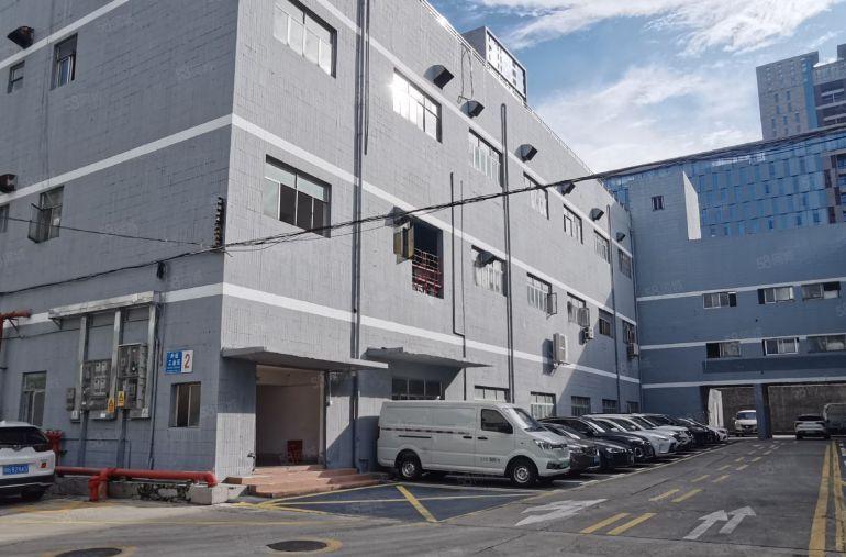 布吉，1100平，原房东，地铁口，精装修，现成水电齐全