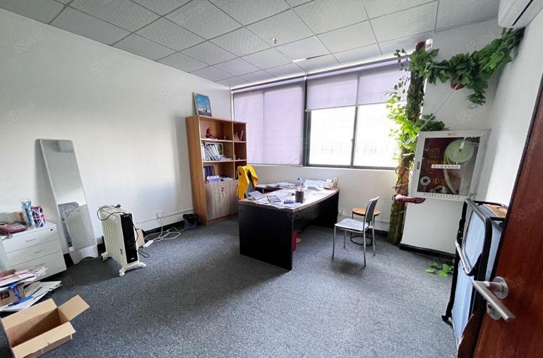 布吉李朗地铁口原房东整层1080平方精装修办公室仓库厂房出租