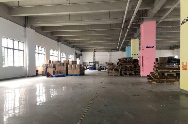 布吉李朗原房东一楼二楼实际面积3800平带装修低价出租！