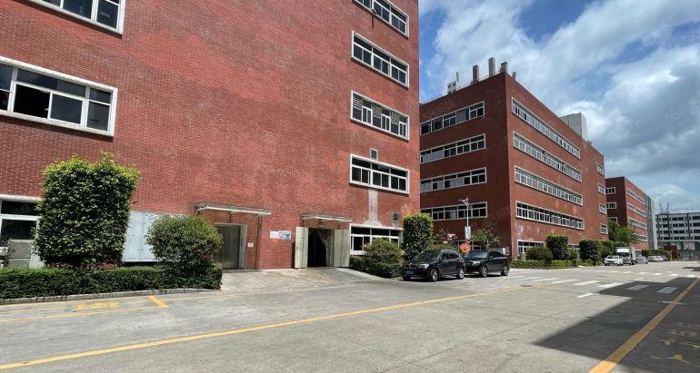 布吉丹竹头工业园200平方至1000平方低价仓库厂房出租一楼