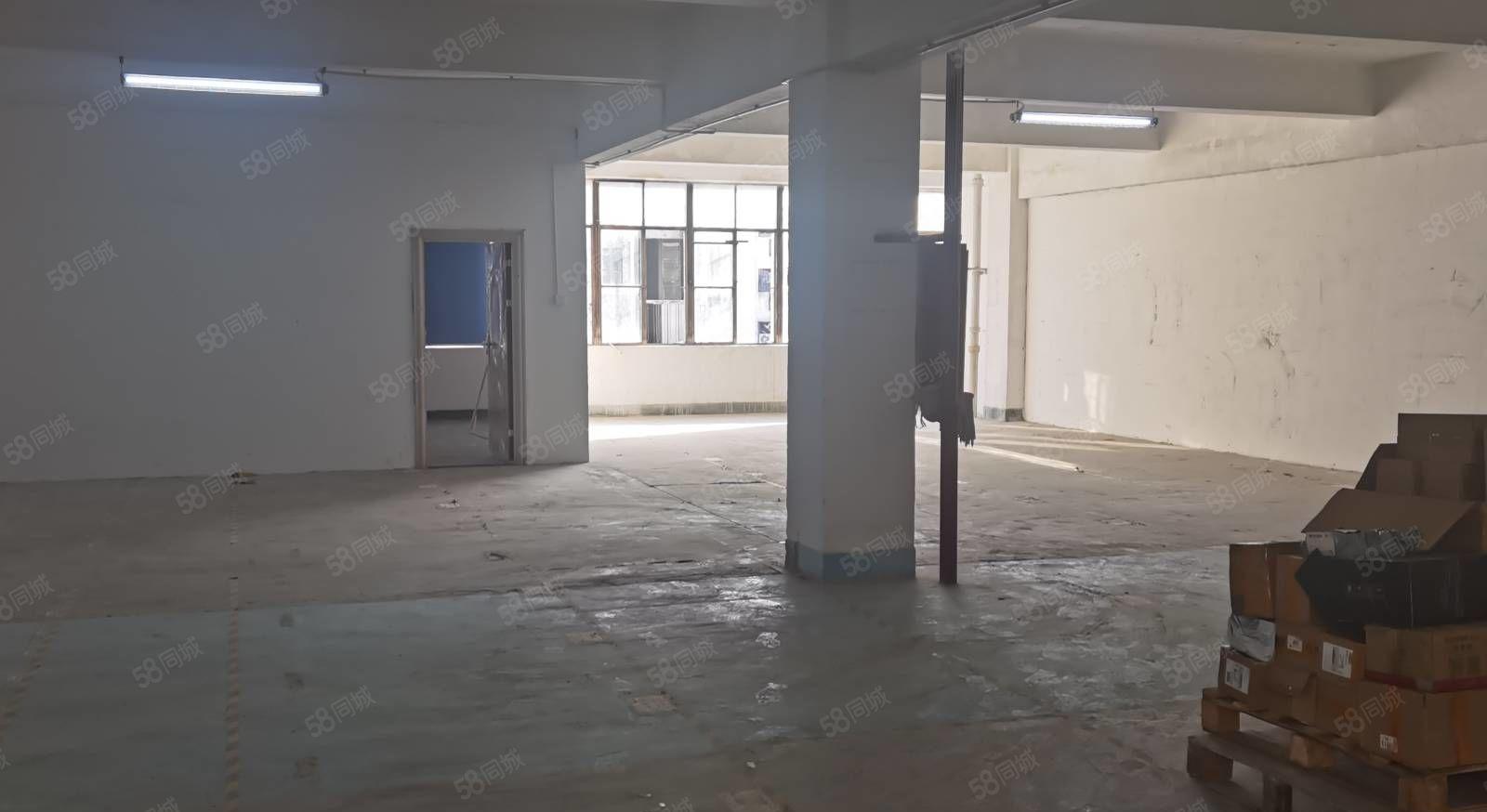 秀峰工业城 400平方起租 独门独院 大型工业区