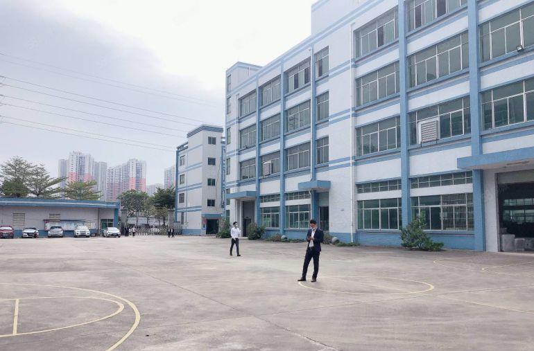 南岭工业区现成装修厂房100平起租 业主已隔好各面积段