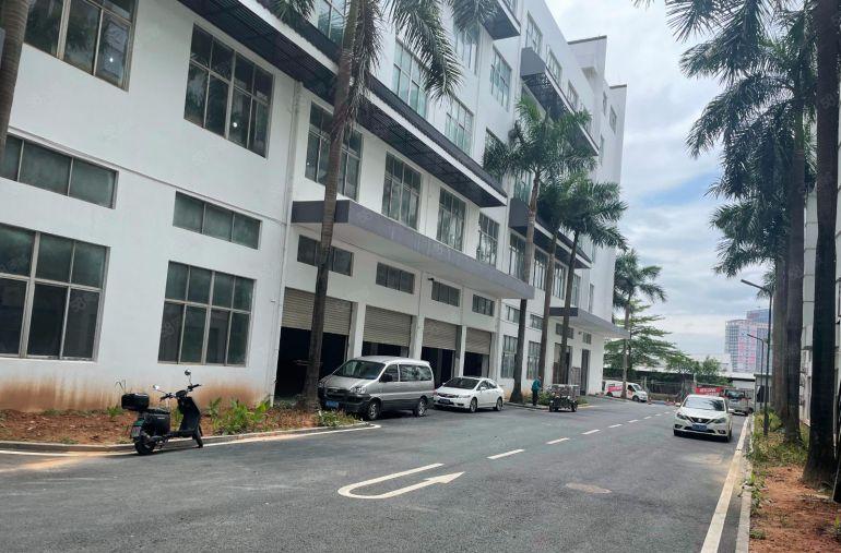 大芬地铁站旁精装修小面积办公室出租88平至188平