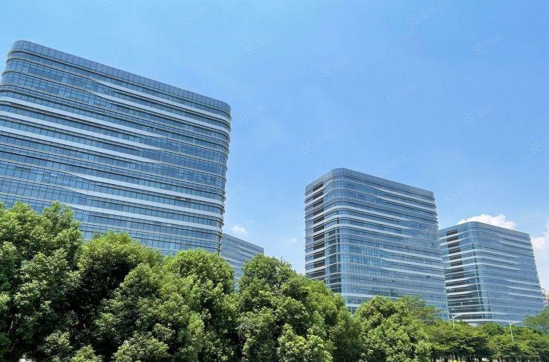 布吉坂田全新厂房办公出租单层1500平可分租200起分